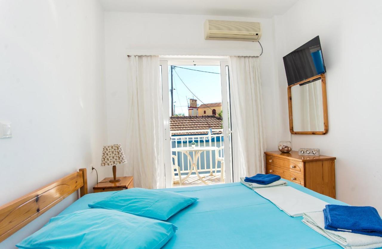 Blue White Apartments - Kefallonia Poolside Retreats Σπαρτιά Εξωτερικό φωτογραφία