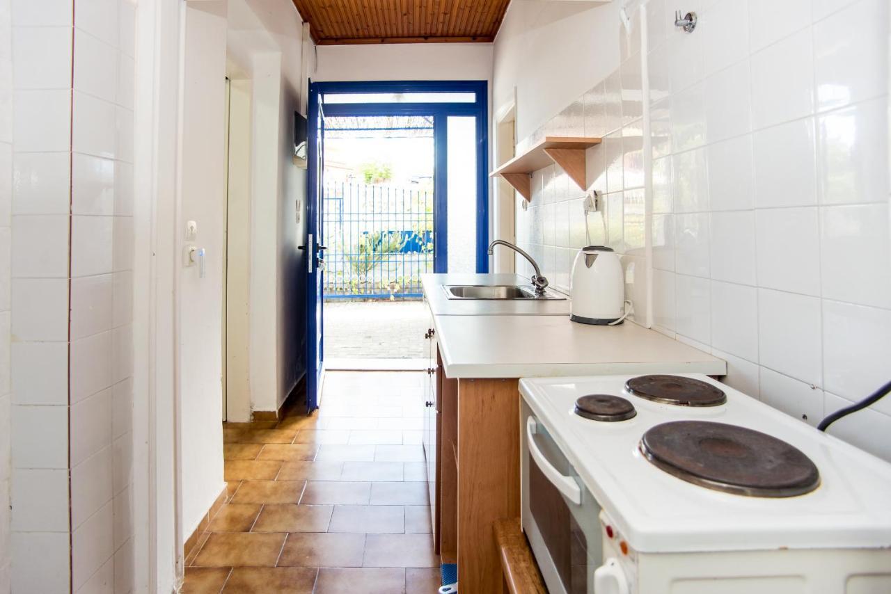 Blue White Apartments - Kefallonia Poolside Retreats Σπαρτιά Εξωτερικό φωτογραφία