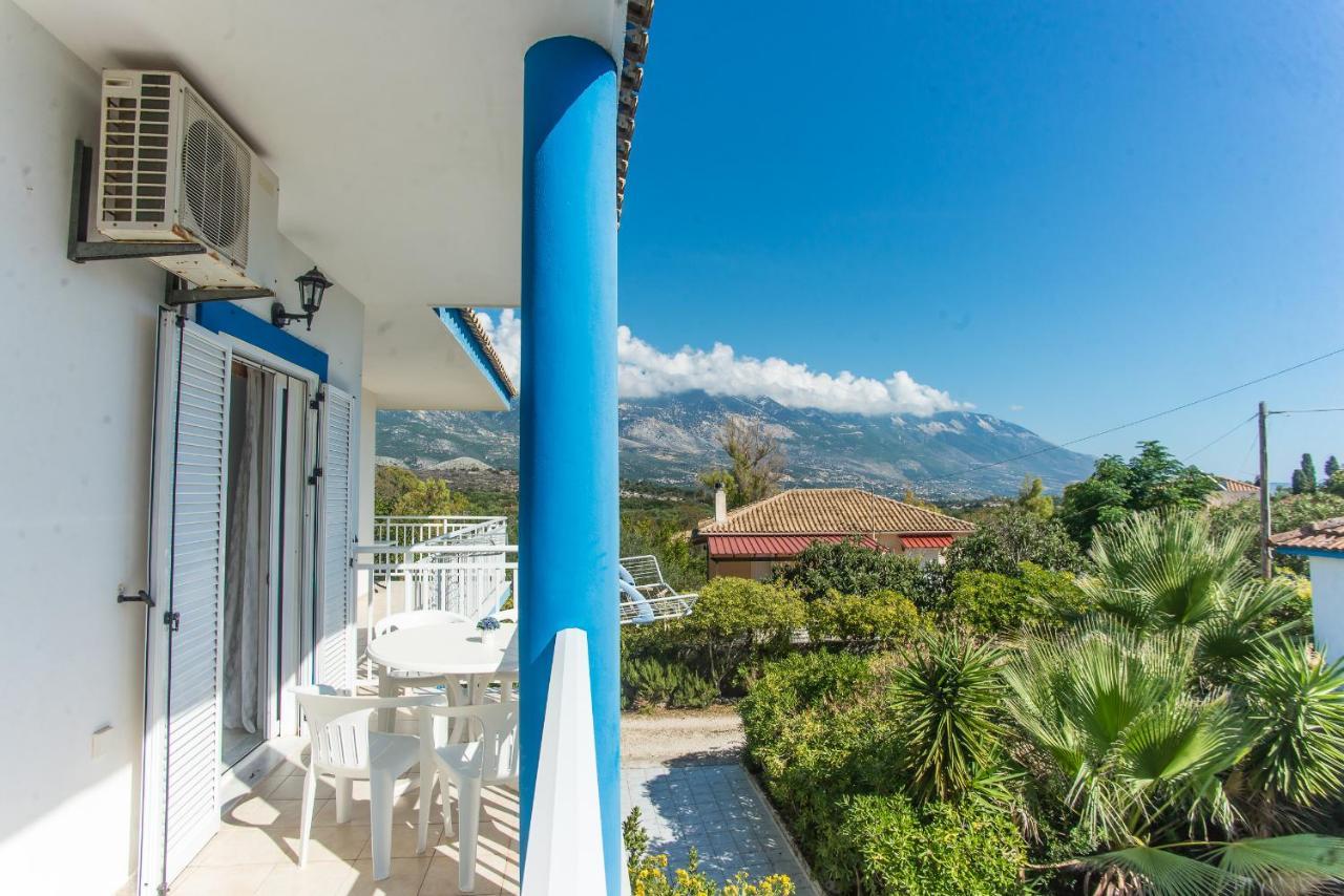 Blue White Apartments - Kefallonia Poolside Retreats Σπαρτιά Εξωτερικό φωτογραφία